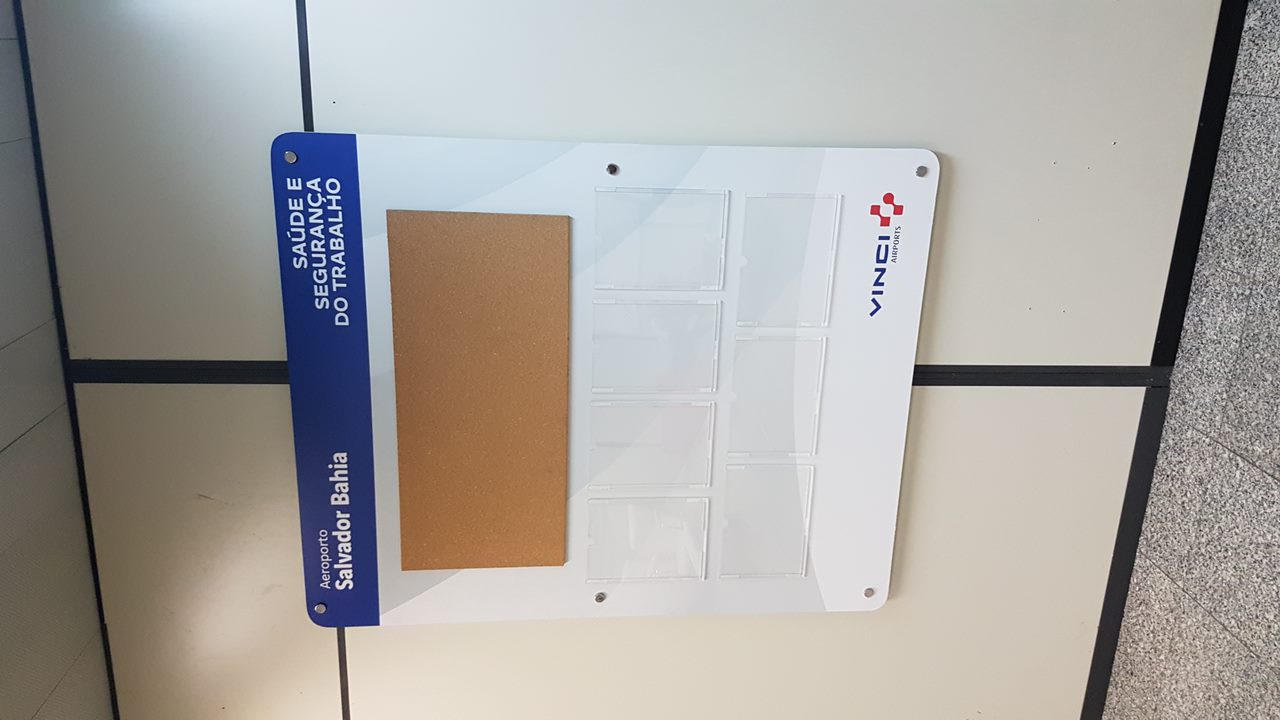 Placa de Sinalização — Aeroporto Salvador